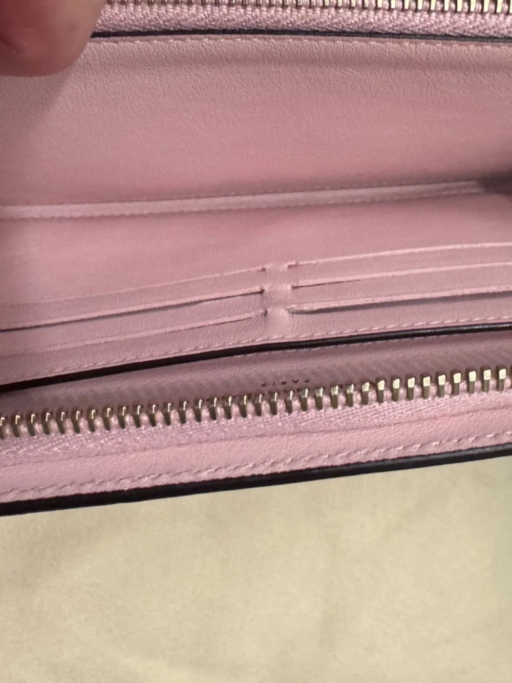 Dior zippy wallet